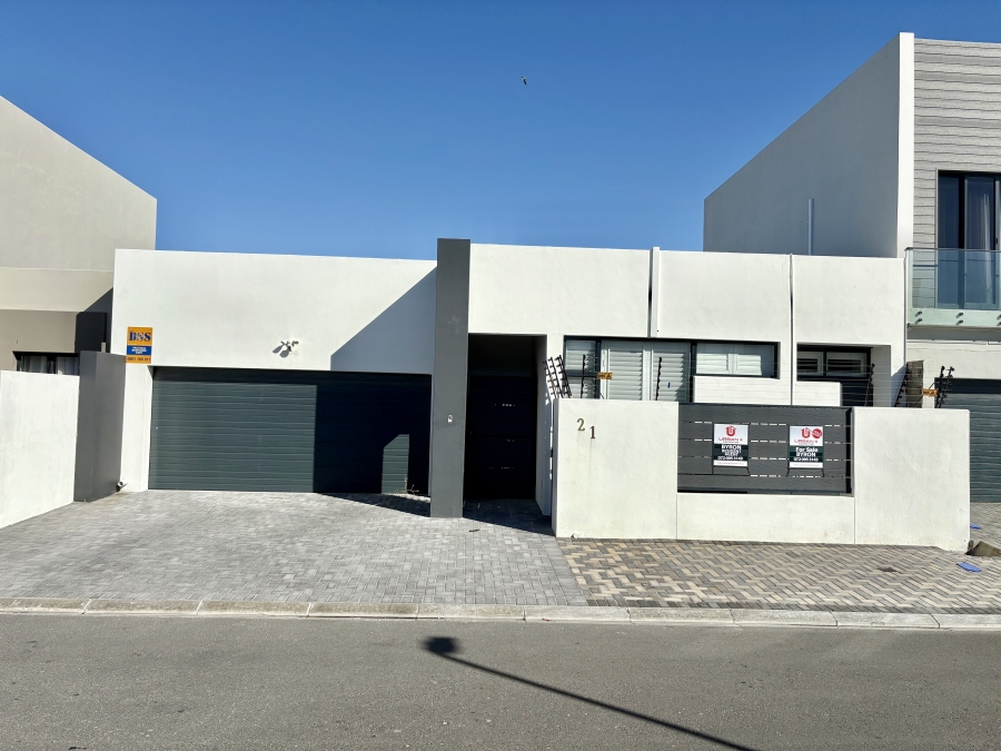 3 Bedroom Property for Sale in Sandown Western Cape
